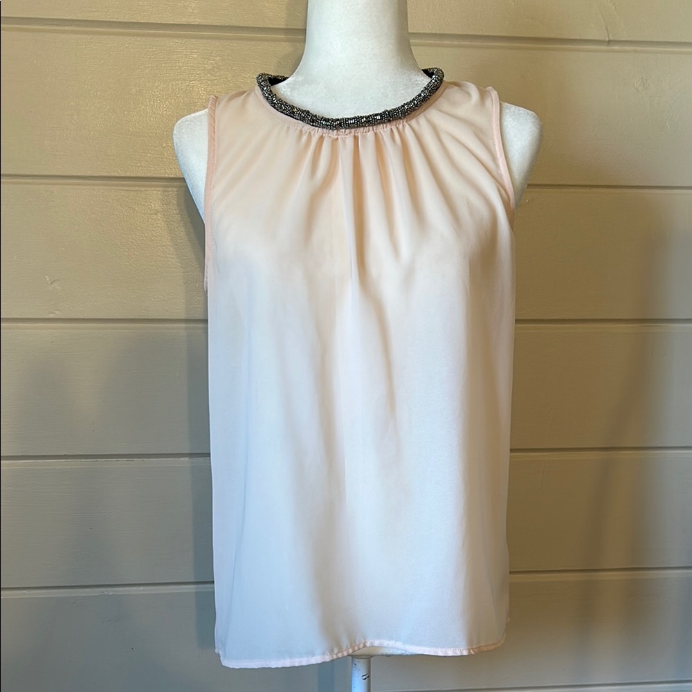 Chloe K Beaded Sleeveless Blouse – Light Peach – Size Small